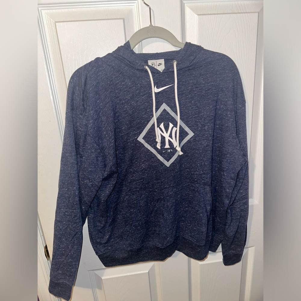 Yankees Nike light weight hoodie